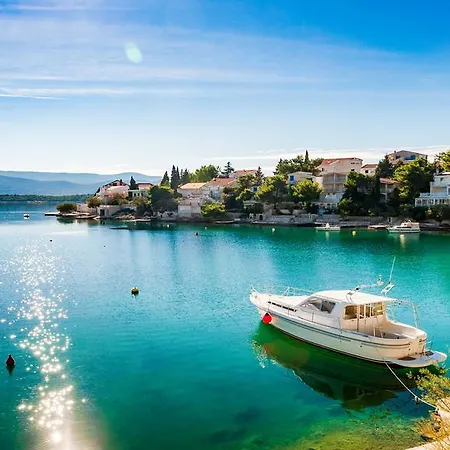 Holiday Gluscevic Feriehus *