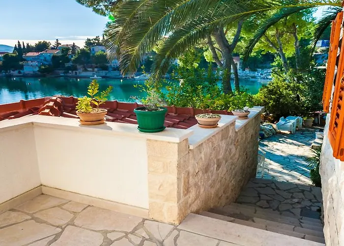 بيت للعطل Holiday Gluscevic كليك