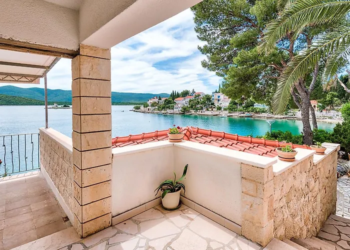 بيت للعطل Holiday Gluscevic *